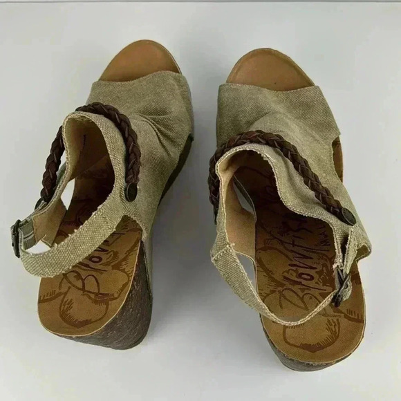 BLOWFISH NWOT SIZE 10 TAN DENIM FABRIC WITH BROWN LEATHER TRIM WEDGE - Picture 6 of 9